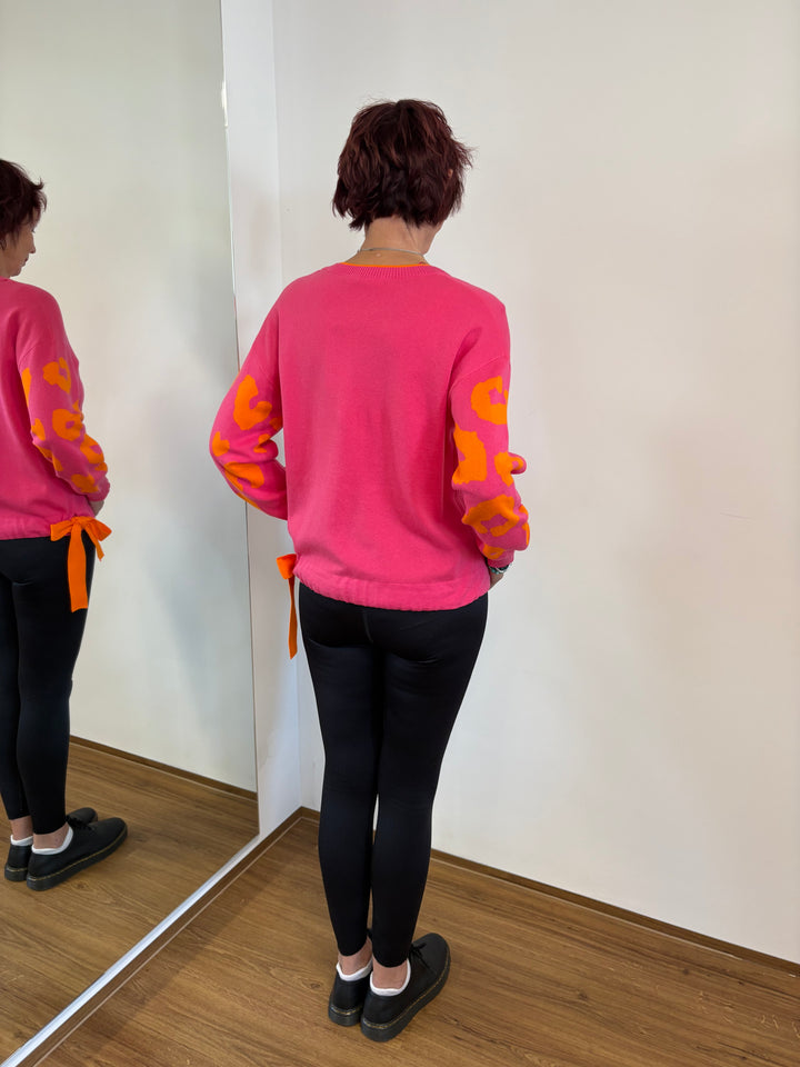 Farbenfroher Strickpullover