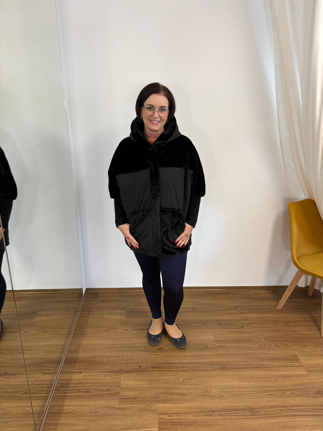 Coole Herbst/Winterjacke mit Kapuze - Vera Meyer