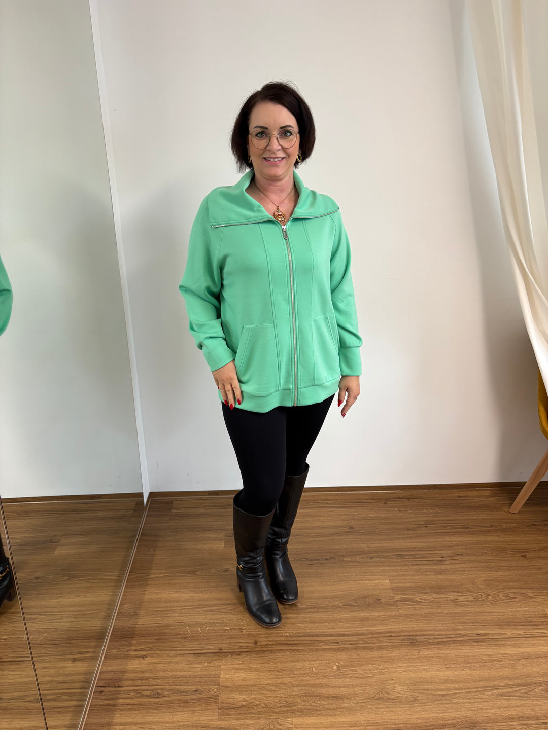 Grüne Sweatshirt Jacke mit Stehkragen