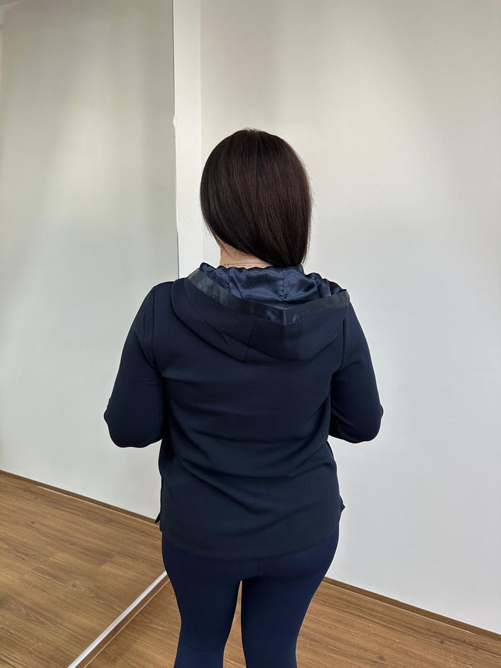 Blaues Sweatshirt mit Kapuze